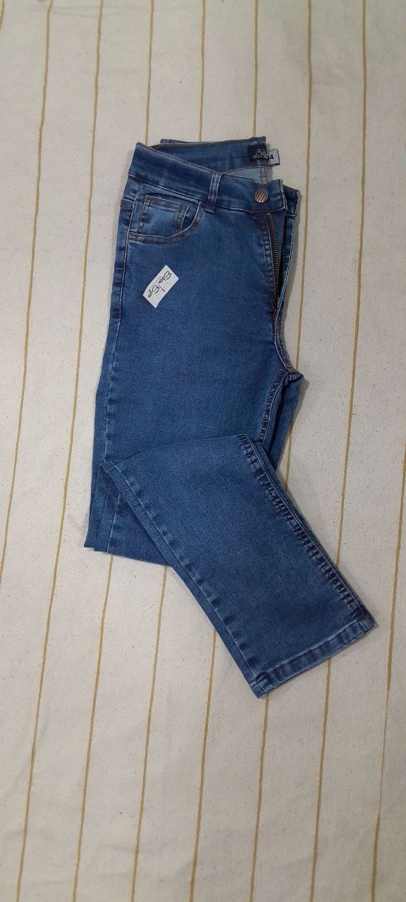 Jean chupin elastizado con bigote